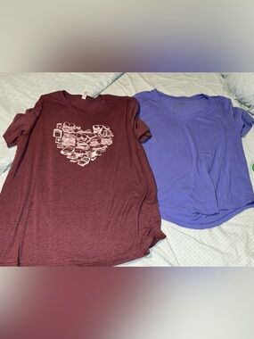 Set of 2 Women’s Short Sleeve tee shirts